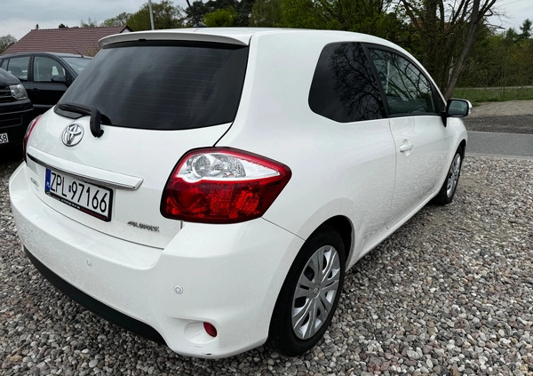 Toyota Auris cena 27050 przebieg: 121500, rok produkcji 2010 z Suwałki małe 154